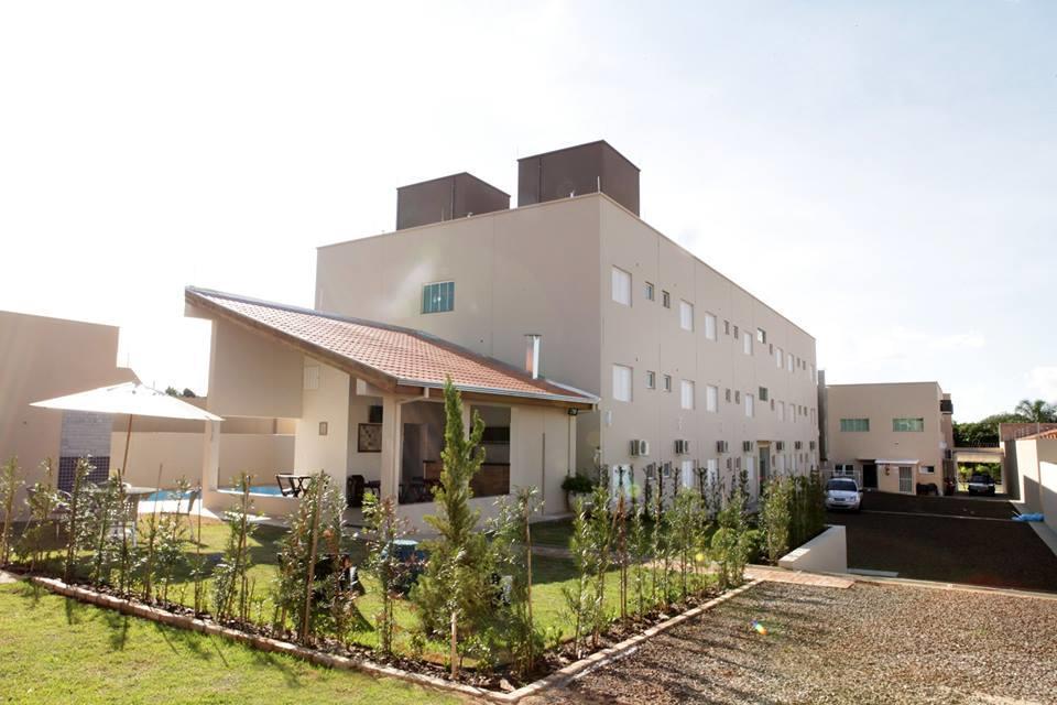 Siena Hotel Pederneiras Exterior photo